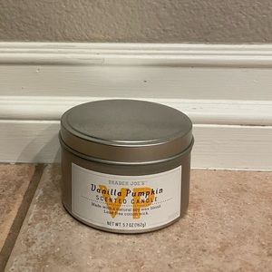 Trader Joe’s Vanilla Pumpkin Candle